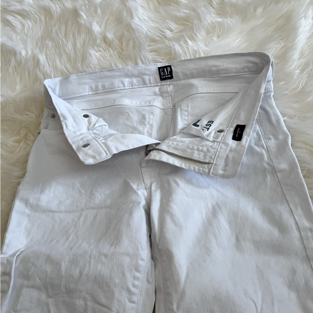 GAP skinny jeans